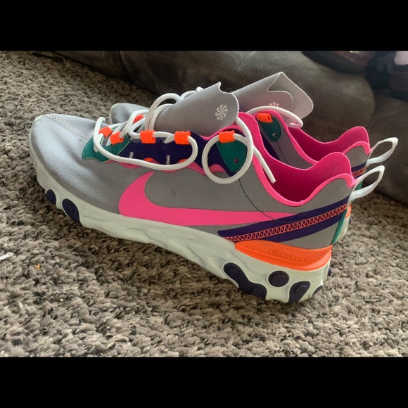 Nike Women’s React Vision - Picture 1 of 3